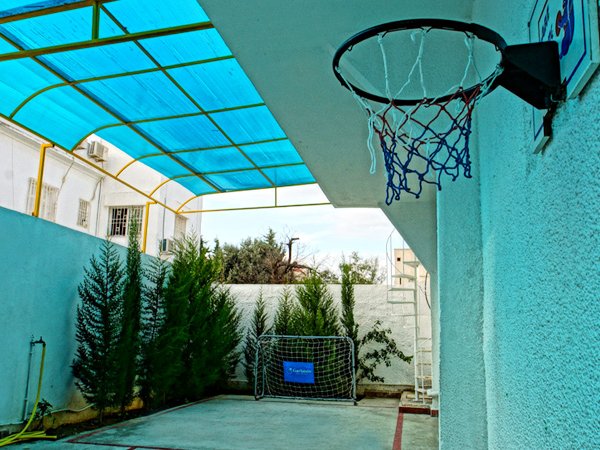 Terrain de sport couvert