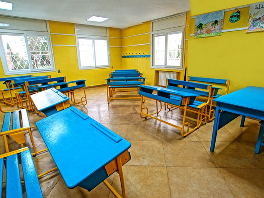 Une salle de classe colorée de La Récré